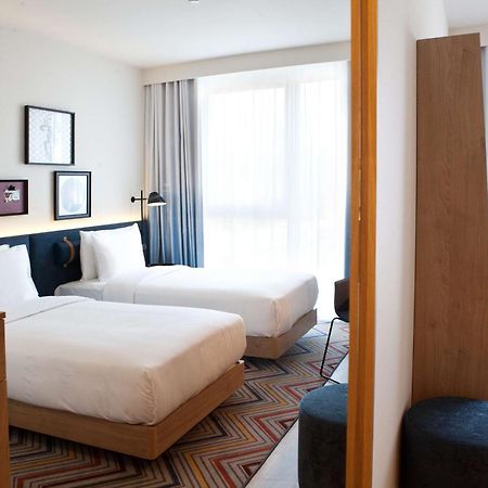 Hotel Hampton By Hilton Ratisbona Esterno foto