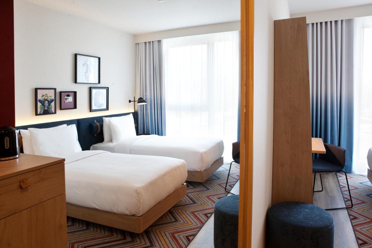 Hotel Hampton By Hilton Ratisbona Esterno foto
